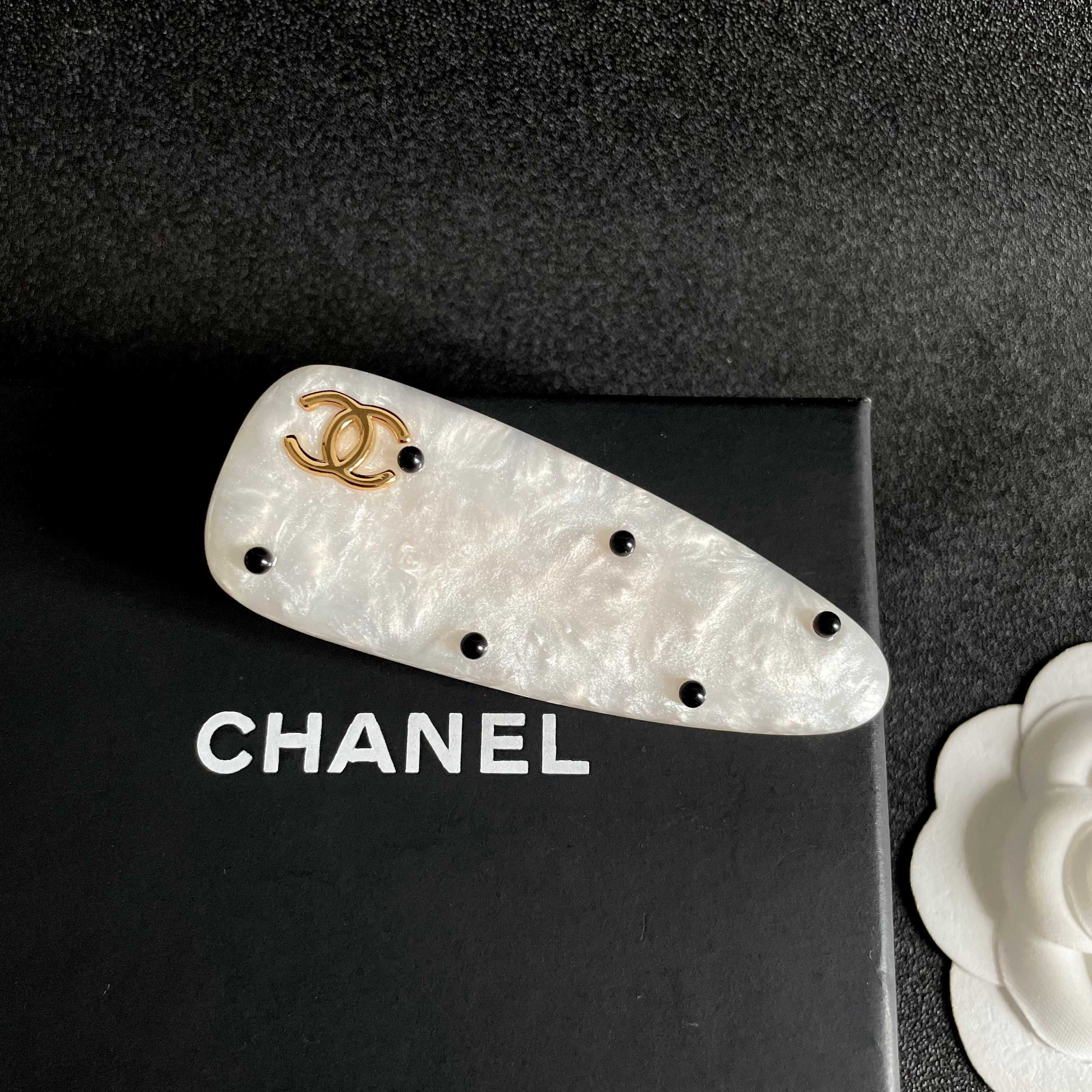 Chanel White Pearl Hair Clip with Gold CC Logo